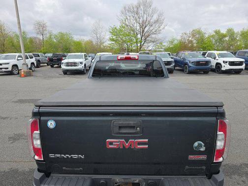 Cyber Gray Metallic 2015 GMC Canyon SLE