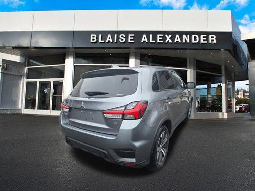 2025 Mitsubishi Outlander Sport SE