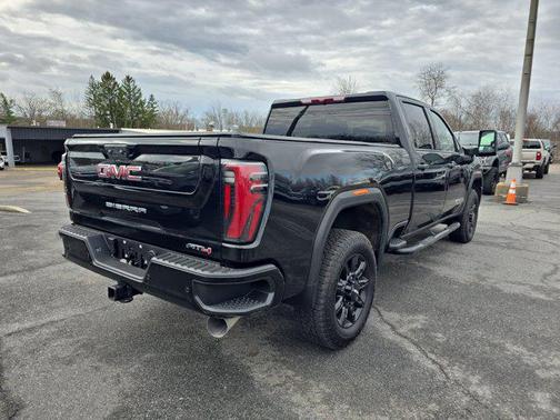 Onyx Black 2025 GMC Sierra 2500 AT4