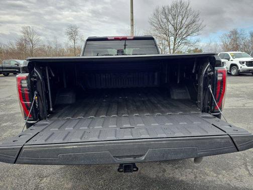 Onyx Black 2025 GMC Sierra 2500 AT4