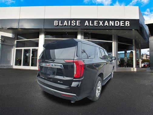 2024 GMC Yukon SLT
