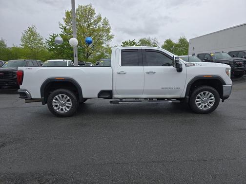Summit White 2022 GMC Sierra 2500 SLT