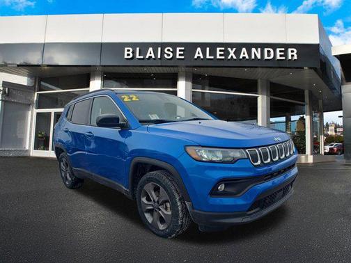 2022 Jeep Compass Latitude Lux