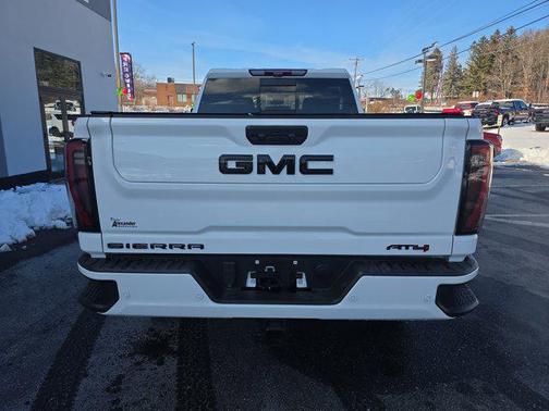 2024 GMC Sierra 2500 AT4