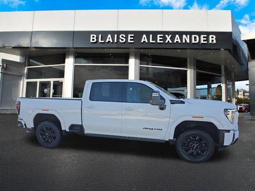 2024 GMC Sierra 2500 AT4