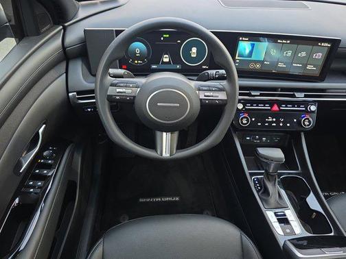 2025 Hyundai SANTA CRUZ SEL Activity