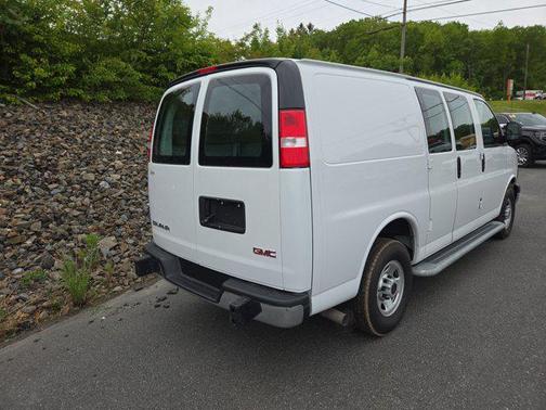 2023 GMC Savana 2500 Work Van