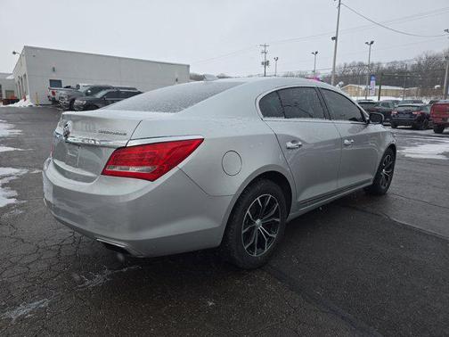 2016 Buick LaCrosse Base
