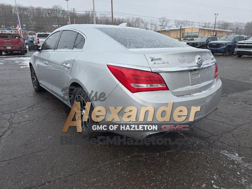 2016 Buick LaCrosse Base