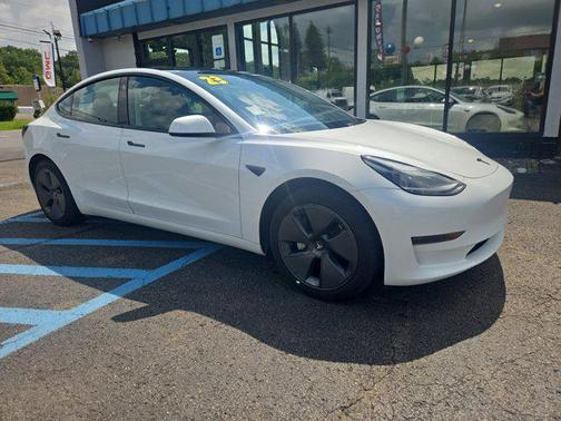 2023 Tesla Model 3 Standard Range