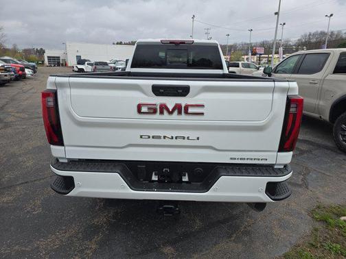 Summit White 2026 GMC Sierra 2500 Denali