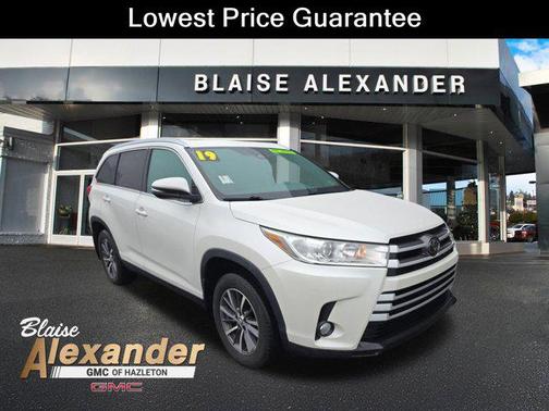 Blizzard Pearl 2019 Toyota Highlander XLE