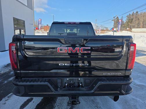 2024 GMC Sierra 2500 Denali