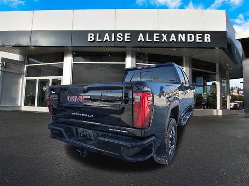 2024 GMC Sierra 2500 Denali