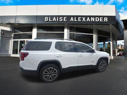 2020 GMC Acadia AWD AT4