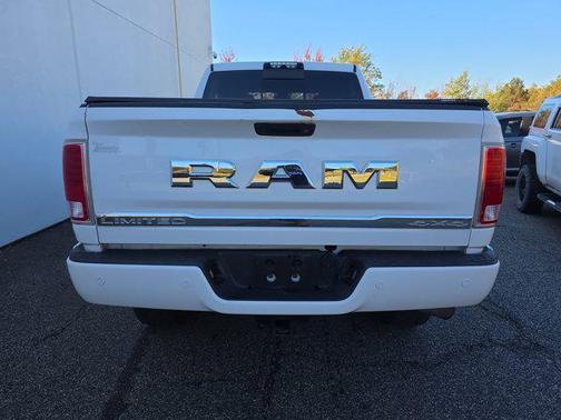 2018 RAM 2500 Limited Crew Cab 4x4 6'4' Box