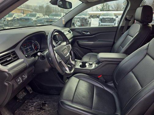 2021 GMC Acadia AWD SLT