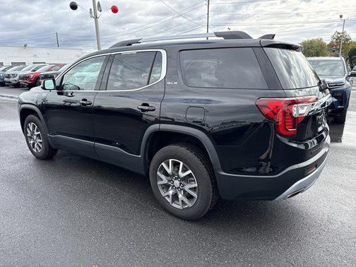 2023 GMC Acadia AWD SLE