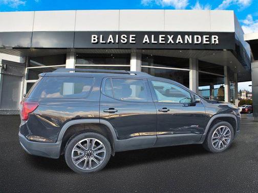 2020 GMC Acadia AWD AT4
