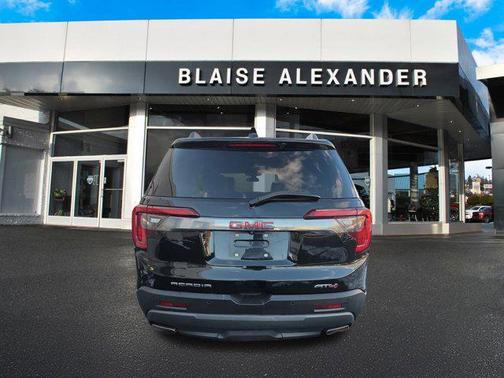 2020 GMC Acadia AWD AT4