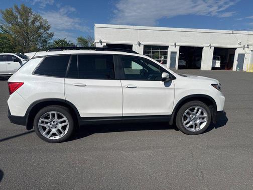 Platinum White Pearl 2025 Honda Passport AWD EX-L