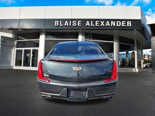 Phantom Gray Metallic 2019 Cadillac XTS Luxury
