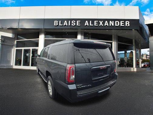Dark Sky Metallic 2019 GMC Yukon XL SLT