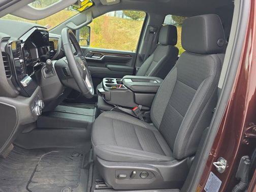2024 GMC Sierra 2500 SLE