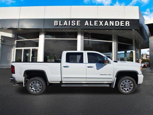 Summit White 2017 GMC Sierra 2500 Denali