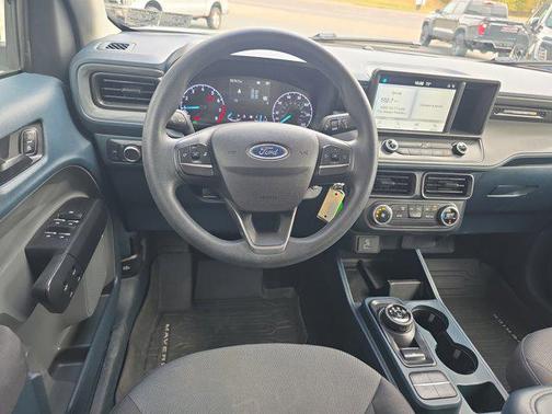 2022 Ford Maverick XL