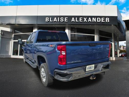Lakeshore Blue Metallic 2025 Chevrolet Silverado 2500 LT