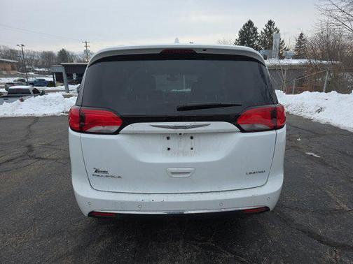 2020 Chrysler Pacifica Limited