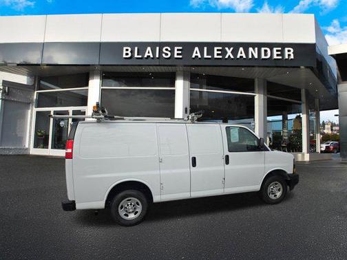 2021 Chevrolet Express 2500 RWD 2500 Regular Wheelbase WT