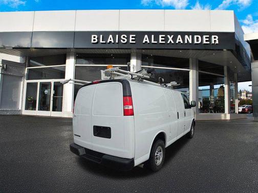 2021 Chevrolet Express 2500 RWD 2500 Regular Wheelbase WT