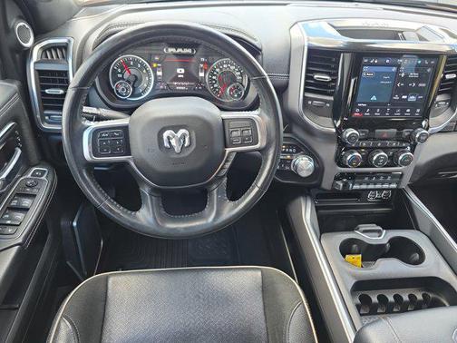 2022 RAM 2500 Laramie Crew Cab 4x4 6'4' Box
