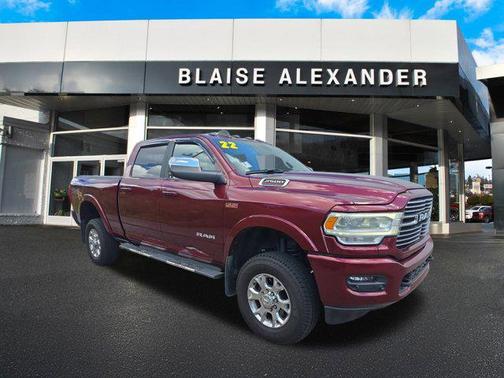 2022 RAM 2500 Laramie Crew Cab 4x4 6'4' Box