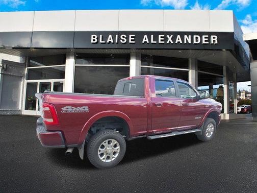 2022 RAM 2500 Laramie Crew Cab 4x4 6'4' Box
