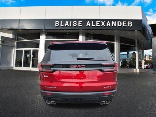 2026 GMC Acadia AWD AT4