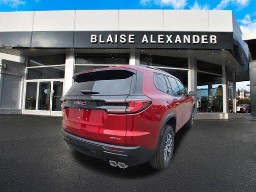 2026 GMC Acadia AWD AT4
