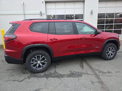 2026 GMC Acadia AWD AT4