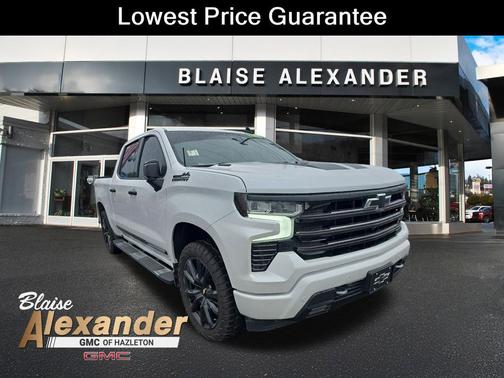Iridescent Pearl Tricoat 2023 Chevrolet Silverado 1500 High Country