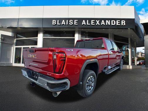 2025 GMC Sierra 3500 SLT
