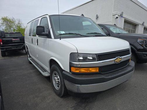Summit White 2024 Chevrolet Express 2500 Work Van