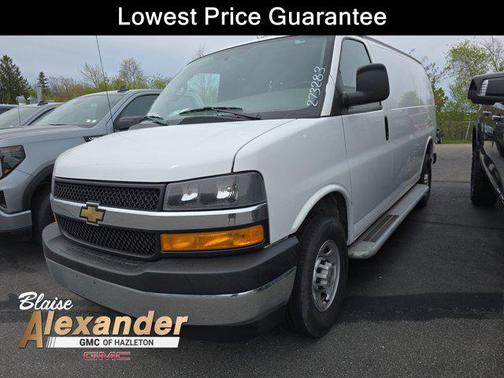 Summit White 2024 Chevrolet Express 2500 Work Van
