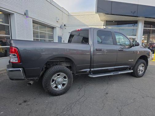 2020 RAM 2500 Big Horn Crew Cab 4X4 6'4' Box