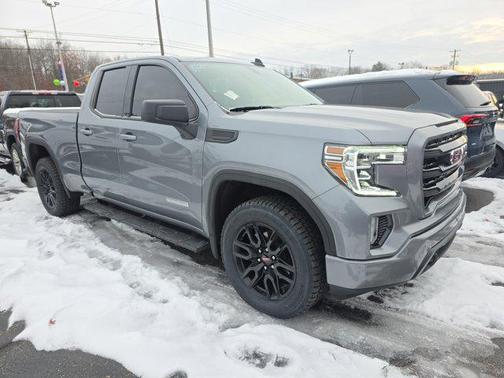 2022 GMC Sierra 1500 Elevation