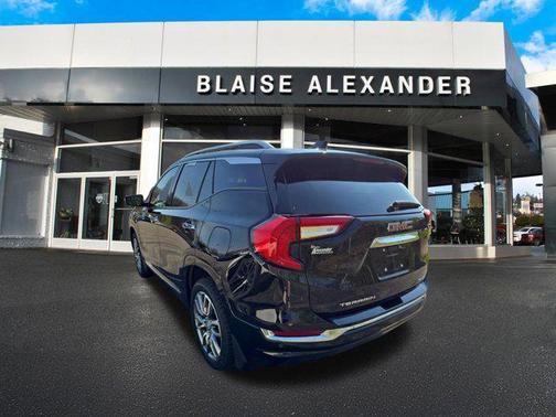 Ebony Twilight Metallic 2023 GMC Terrain Denali