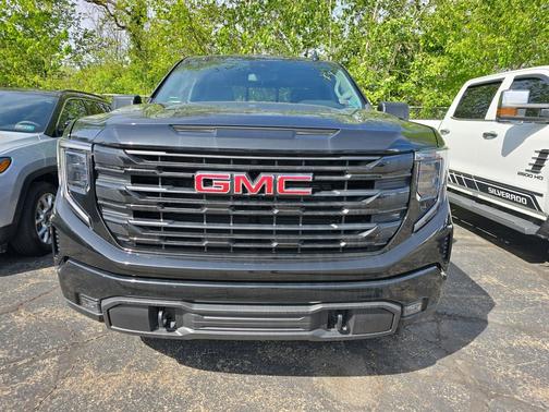 Onyx Black 2026 GMC Sierra 1500 Elevation