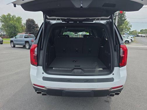 2025 GMC Yukon XL 4WD AT4 Ultimate