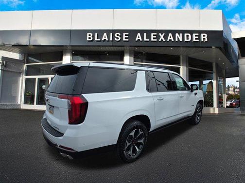 2025 GMC Yukon XL 4WD AT4 Ultimate